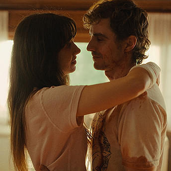 �g�D�M���U�[�@�yPG12�z